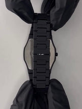 Black Aura Quartz Watch – Lightweight & Premium Finish
