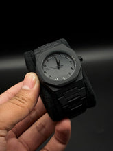 Black Aura Quartz Watch – Lightweight & Premium Finish